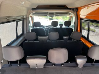 ALQUILER RENAULT  MASTER 9 PLAZAS + CARGA 150CV /