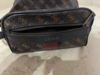 Neceser Guess