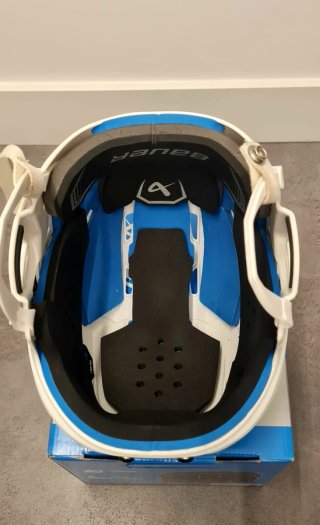 Casco Bauer RE-AKT 55 Hockey Talla M