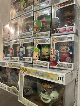 Lote Funko Pop One Piece + Michael Jordan