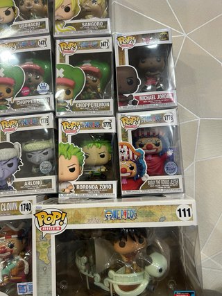 Lote Funko Pop One Piece + Michael Jordan