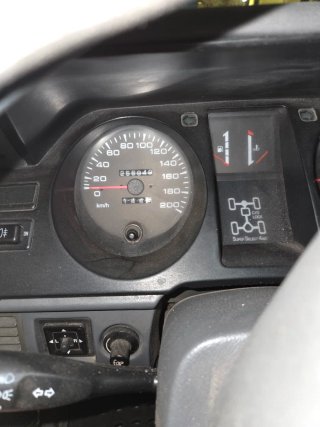 Mitsubishi Montero 1998