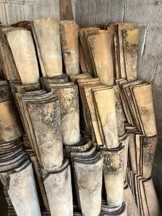 1600 Tejas Morunas Antiguas. PRECIO A CONVENIR
