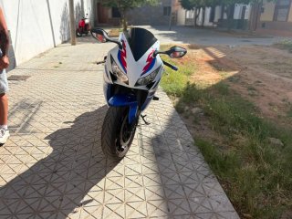 Honda CBR 1000RR Sportbike