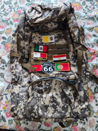 Mochila de viaje camuflaje