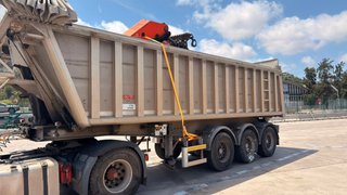Tractora Scania 124L 360 + Bañera