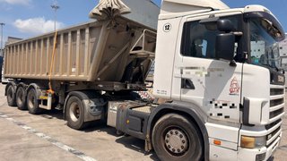 Tractora Scania 124L 360 + Bañera