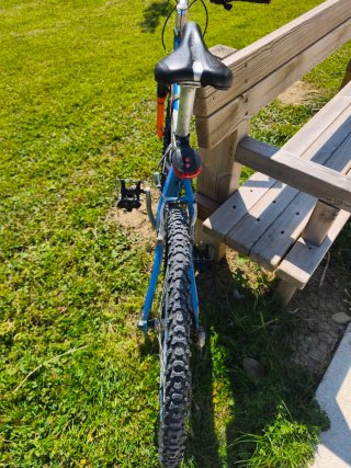 Bicicleta Kastle 300