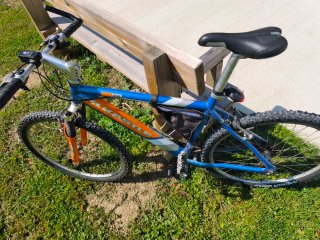 Bicicleta Kastle 300
