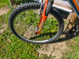 Bicicleta Kastle 300