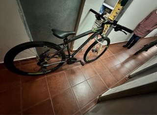Bicicleta Rockrider Gris y Verde