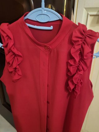 Camicetta rossa donna con rouches