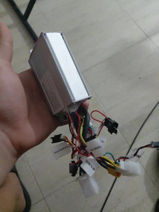 Controladora 48V para patinete eléctrico