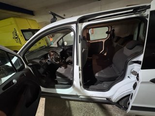 Ford Transit Courier 2017