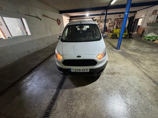 Ford Transit Courier 2017