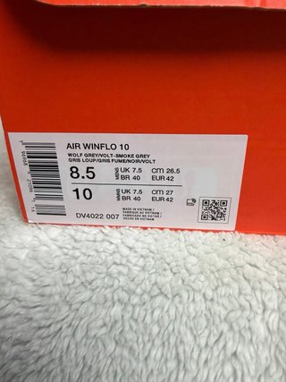 Nike Air Winflo 10 Talla 42 Gris/Amarillo
