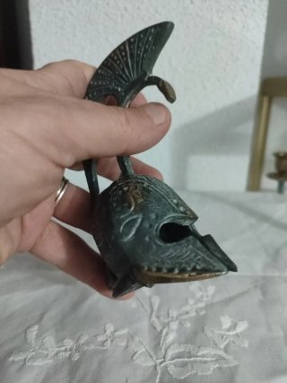 Campana vintage Casco Griego