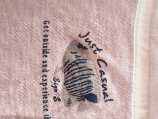 Blusa branca com conchas meia manga