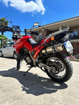BMW F650 GS Roja