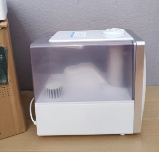 Humidificador Levoit Blanco y Transparente