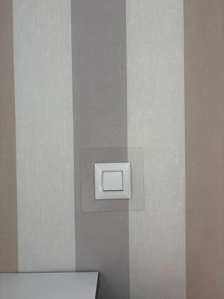 INSTALACIÓN DE PAPEL PINTADO Y MONTAJE DE MUEBLES
