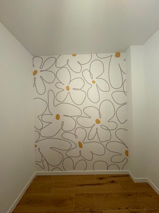 INSTALACIÓN DE PAPEL PINTADO Y MONTAJE DE MUEBLES