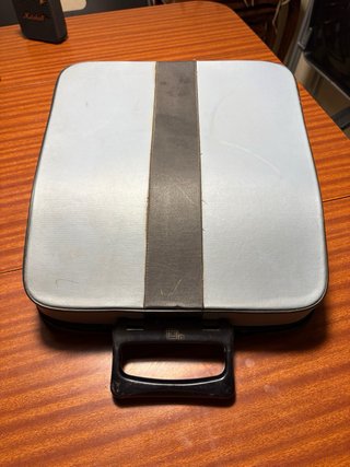 Máquina de escribir Olivetti Pluma 22