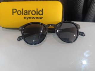Gafas de sol Polaroid negras