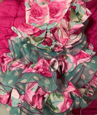 Traje de flamenca flores rosa y amarillo