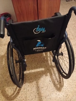 Silla de ruedas solo se uso unos dias