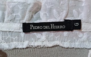 Blusa Pedro del Hierro beige con encaje