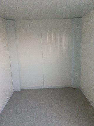 Caseta prefabricada metálica