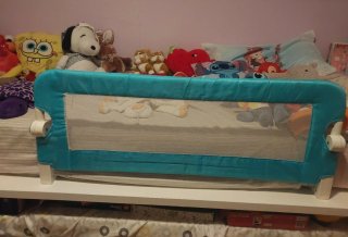 Barrera de seguridad infantil para cama
