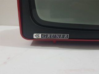 Televisor Antiguo Gruner Rojo y Negro