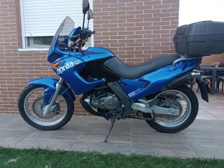 Aprilia Pegaso 650 Azul