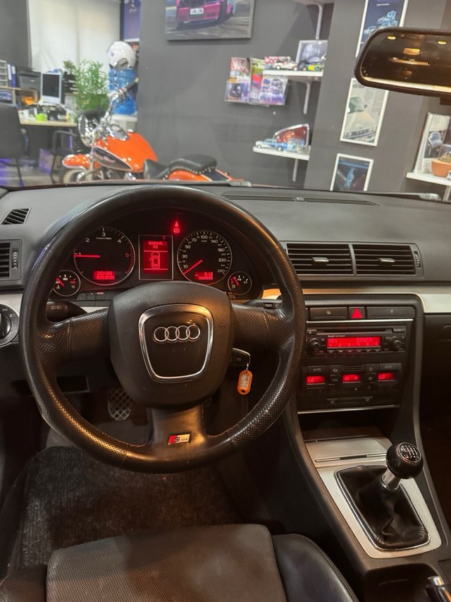 AUDI A4 b7 🟡 AVANT SLINE 2.0 TDI 140cv NACIONAL