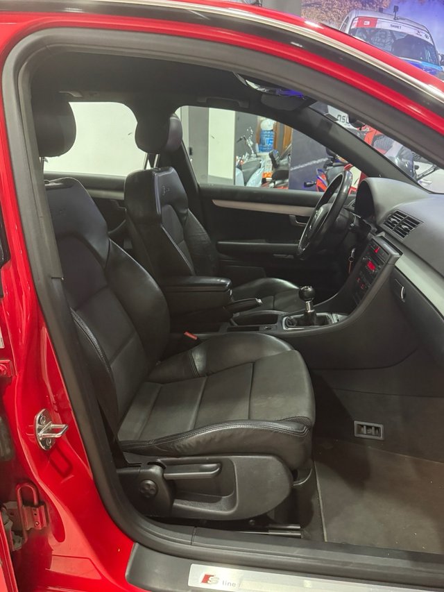 AUDI A4 b7 🟡 AVANT SLINE 2.0 TDI 140cv NACIONAL