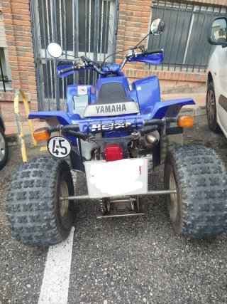 Quad azul todoterreno
