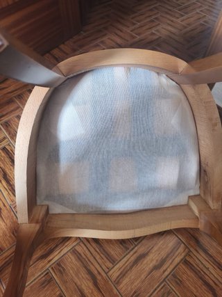 Sillón tapizado estilo clásico