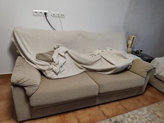 Sofás de tela beige y marrón