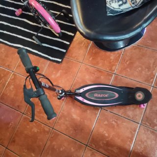 Patinete Eléctrico Infantil Razor Rosa