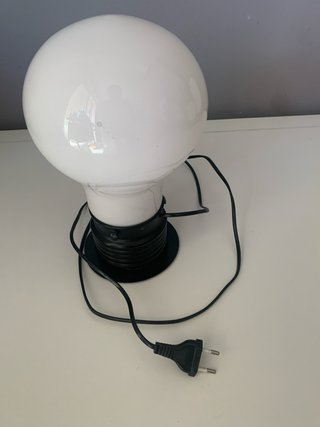 Lampada da tavolo a lampadina vintage