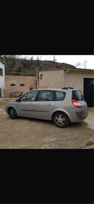 Renault Grand Scenic 2005