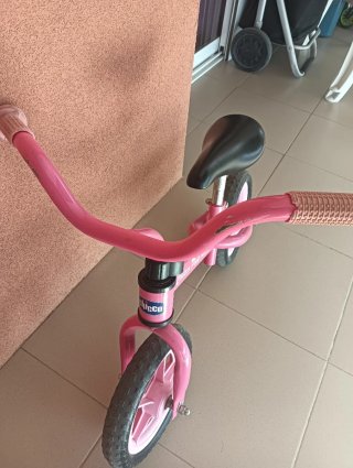 Bicicleta sin pedales niña rosa