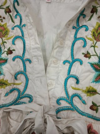 Camisa bordada floral XS