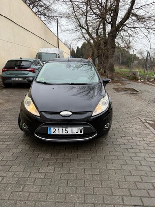 Ford Fiesta 2009!! Cambio a furgoneta o moto.