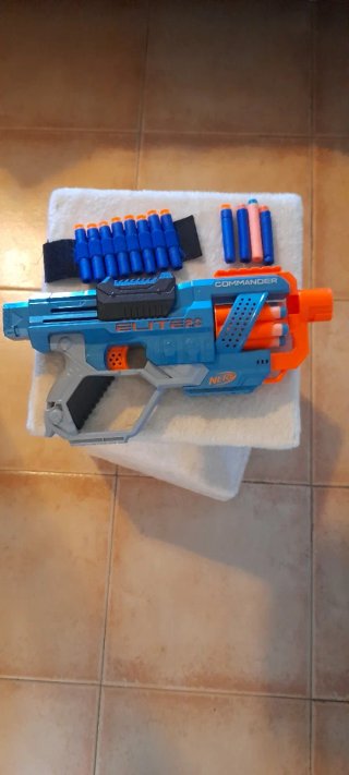 Lote:Diana electrónica+pistola Nerf Élite 2.0