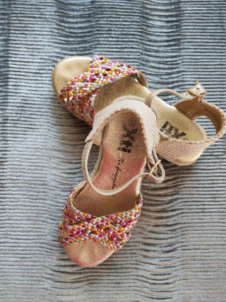Sandalias niña doradas trenzadas talla 32