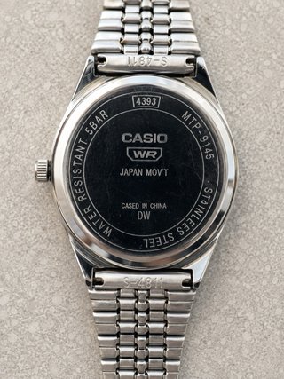 Casio MTP B145 WR50 Acero Elegante