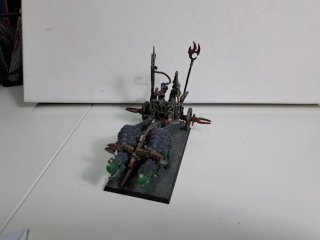Carro Elfos Oscuros Gelidos warhammer